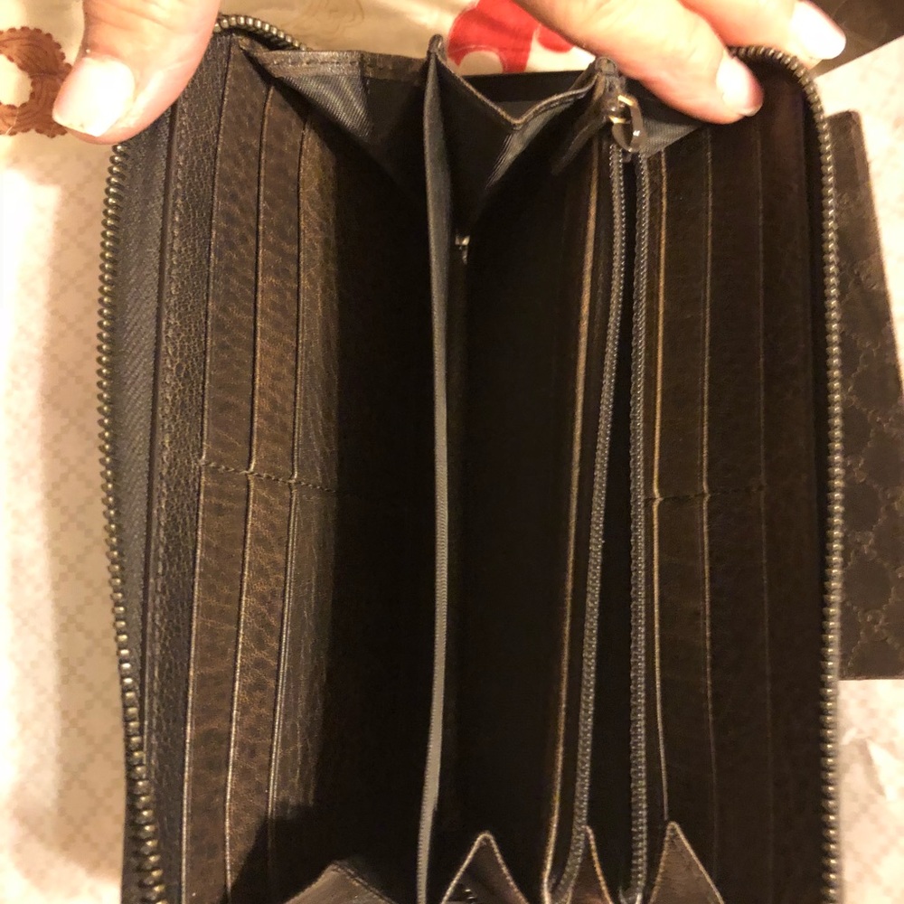 Wallet - Picture 3 of 8